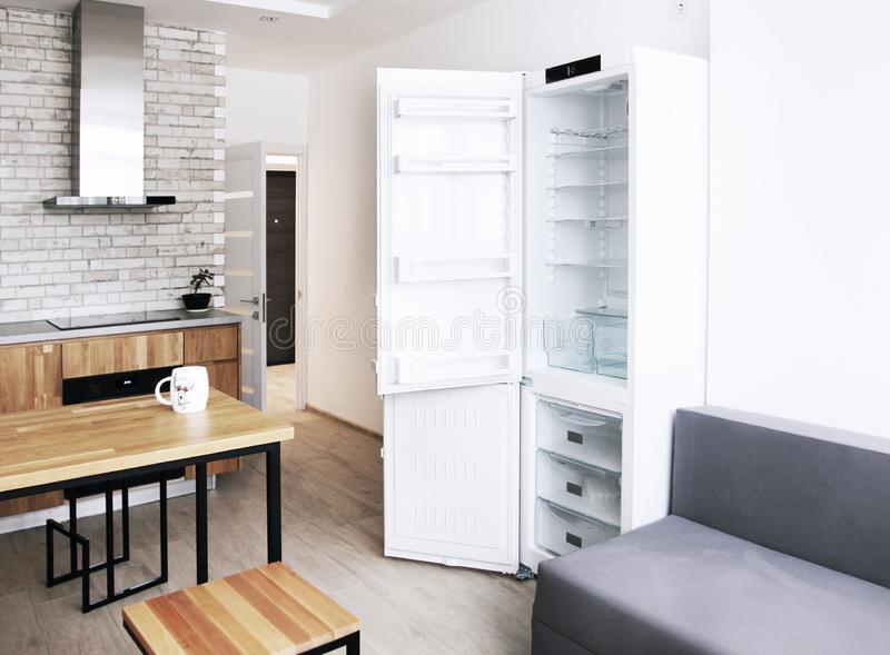 5 Signs You Need Your Refrigeration Company to Install a New Fridge
