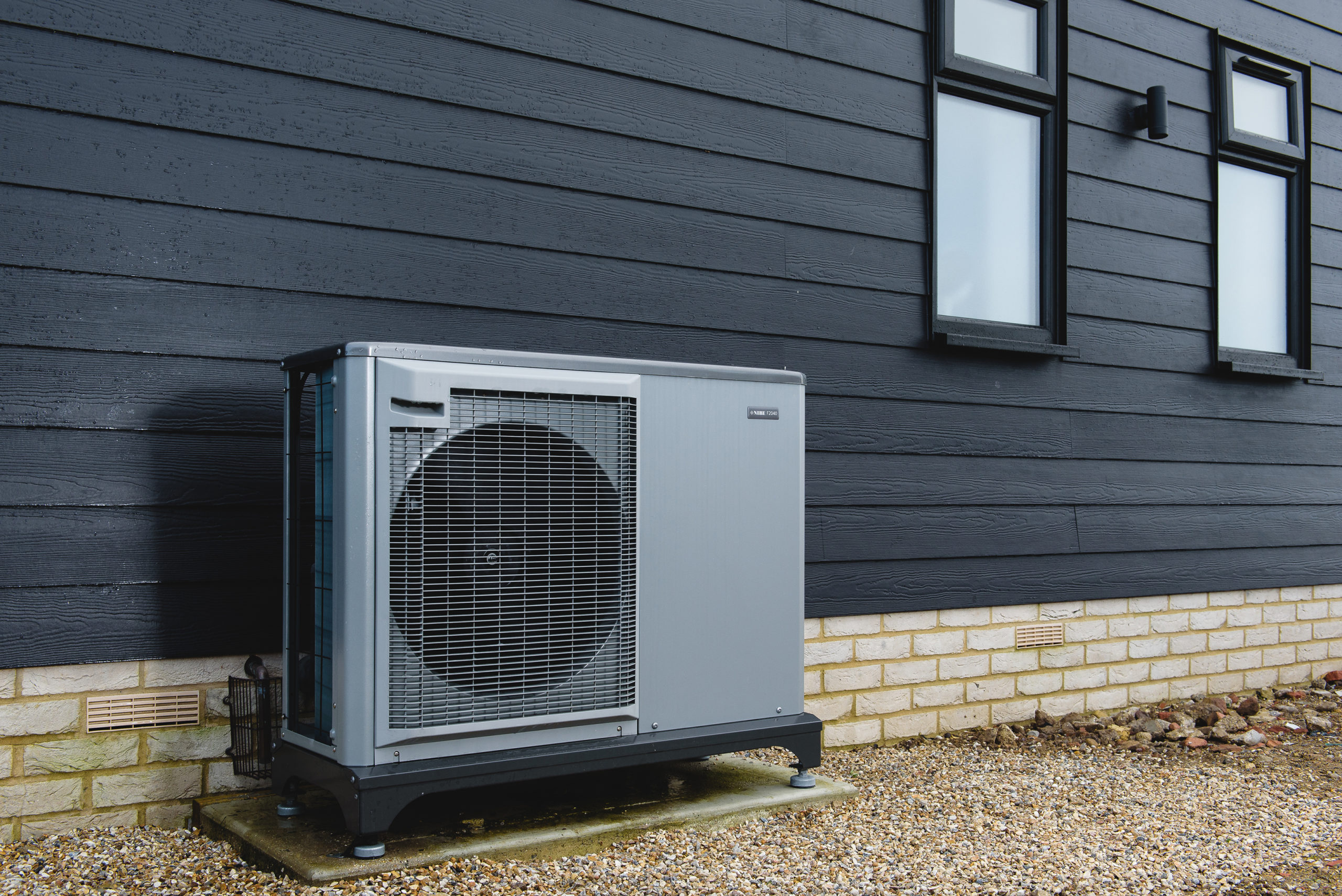 Benefits of Air-Source Heat Pumps for Your Home
